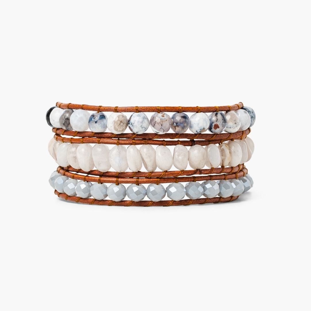 Weißes Harmony Artisan Wickelarmband