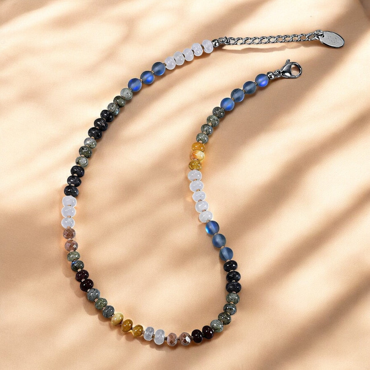 Tropisches Erdenstein-Halsband