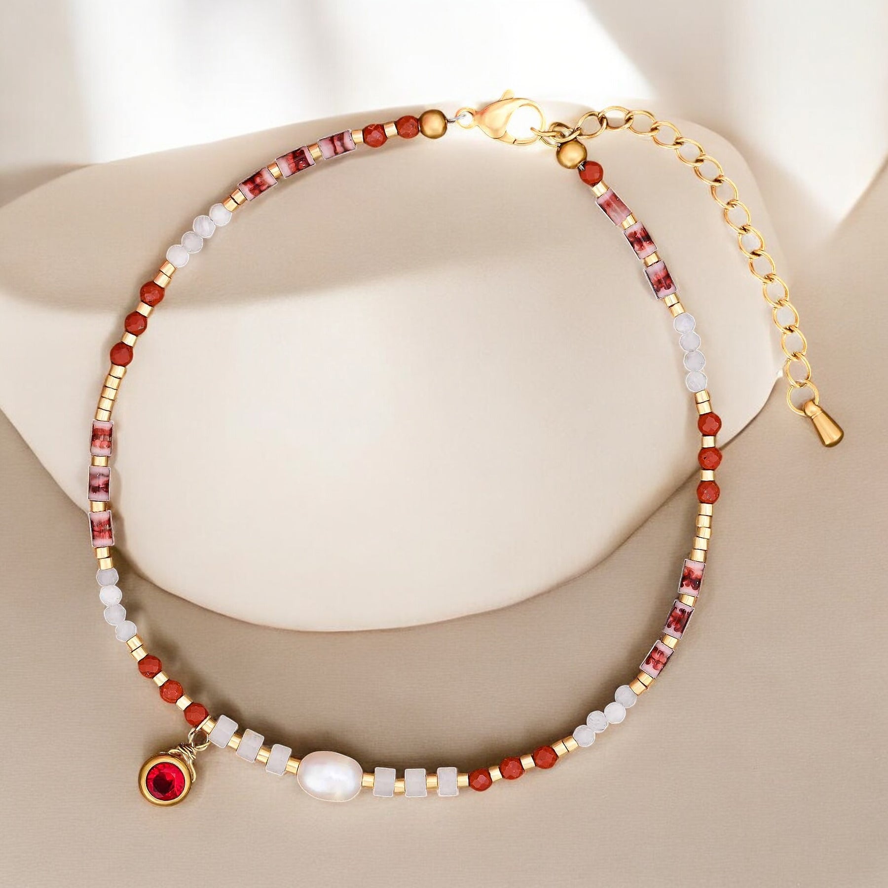 Scharlachrote Harmonie Fußkette