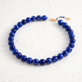 Massive blaue Perlenkette