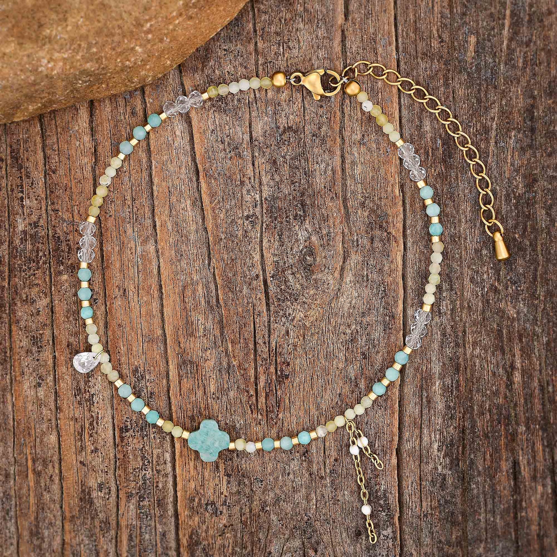 Bracelet de cheville en amazonite teal avec charme trèfle