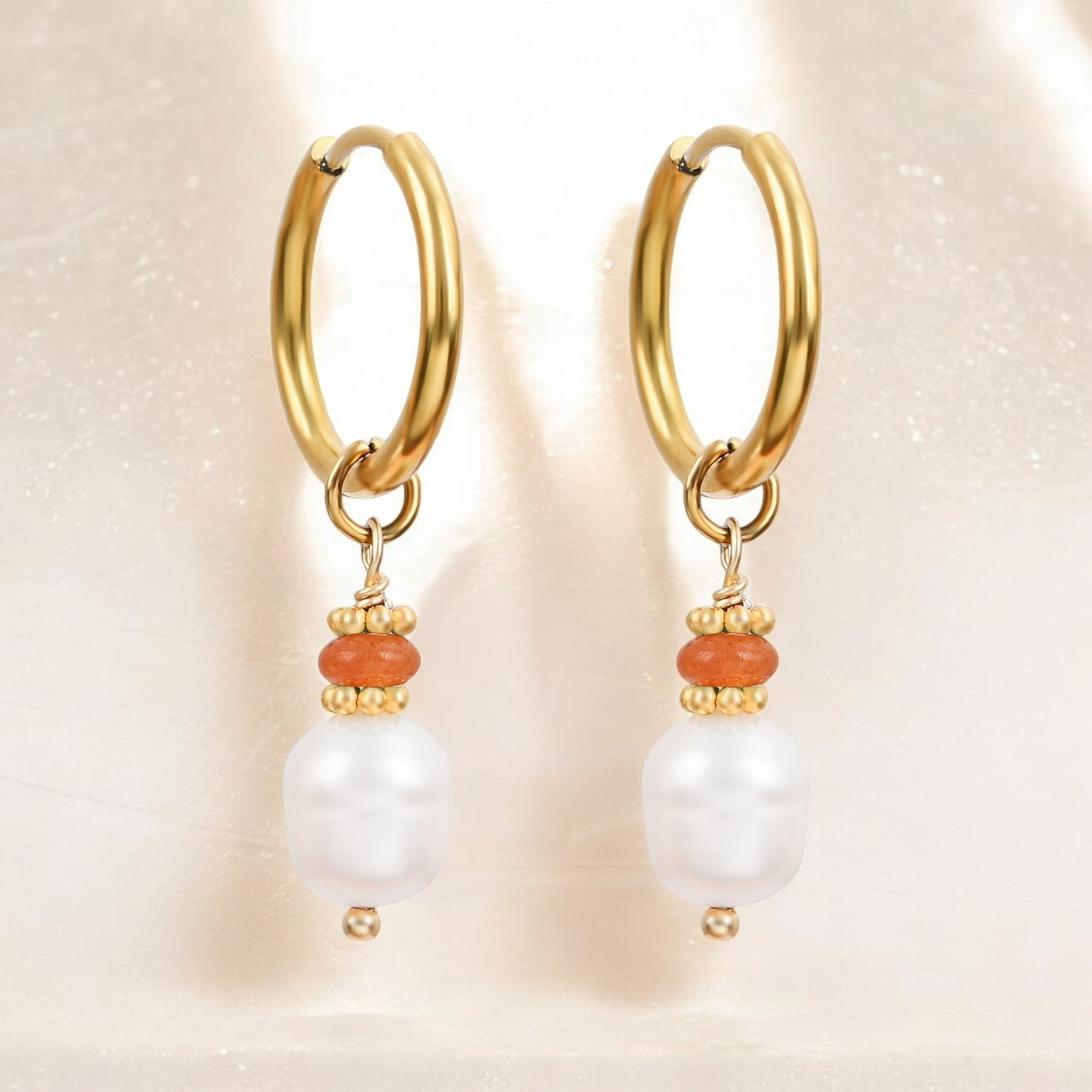 Boucles d'oreilles créoles en perles et agates Golden Grace