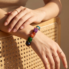 Mystisches Regenbogenfarbenes Chunky-Armband