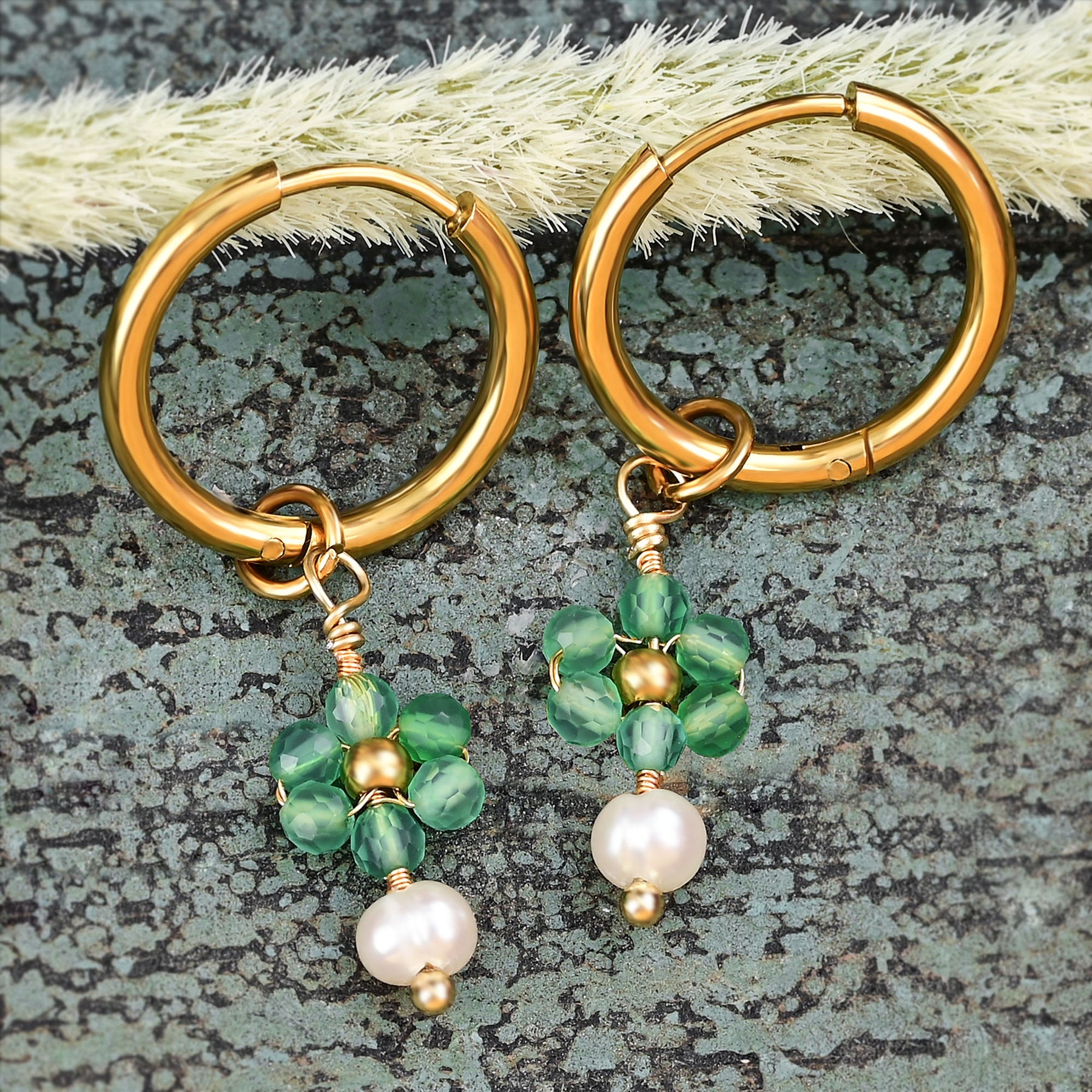 Boucles d'oreilles créoles en perles et agates Golden Grace