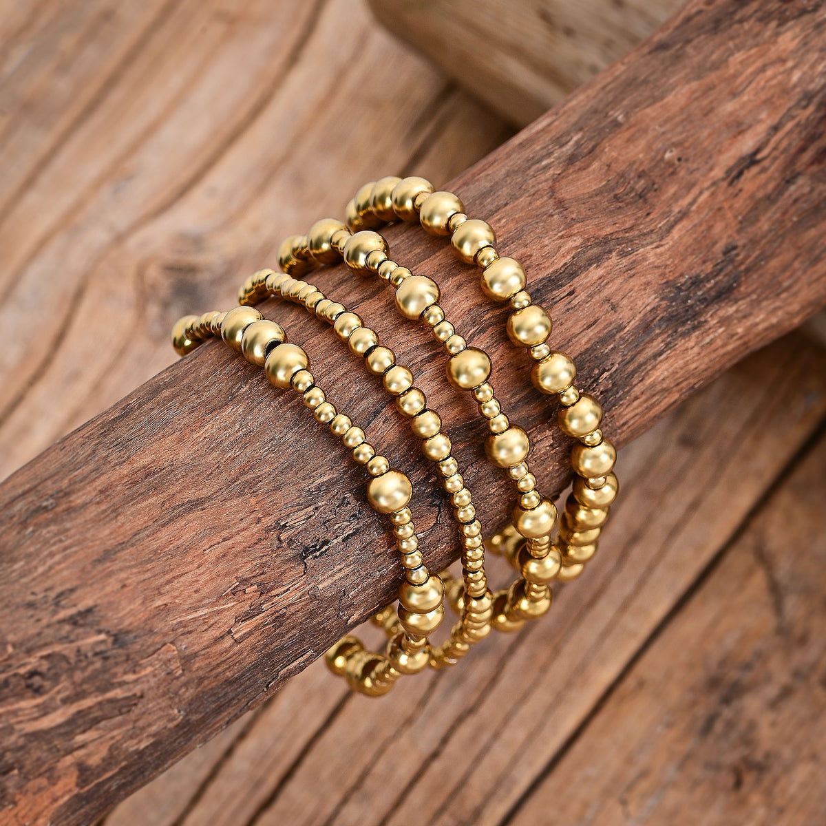 Goldenes Zurückhaltendes Armband-Set