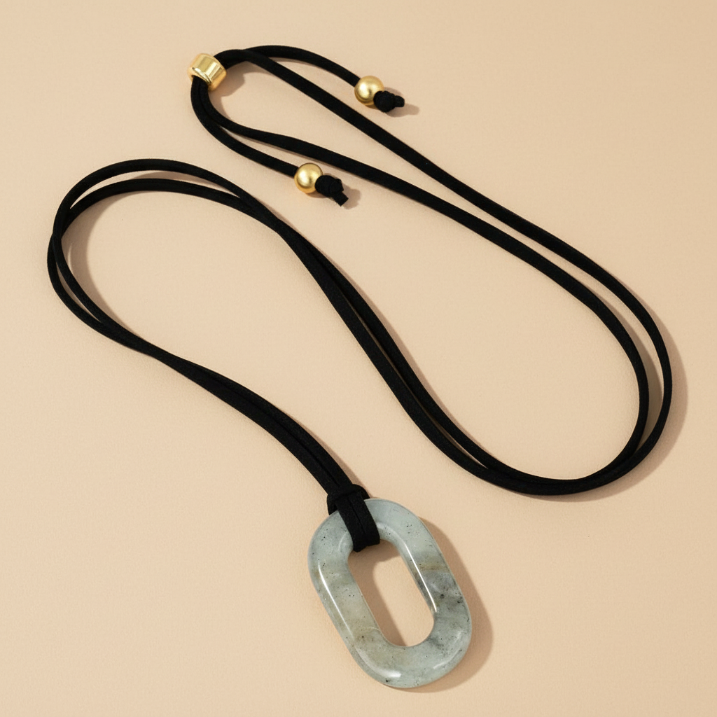 Wildleder Labradorit Gelassenheit Halskette